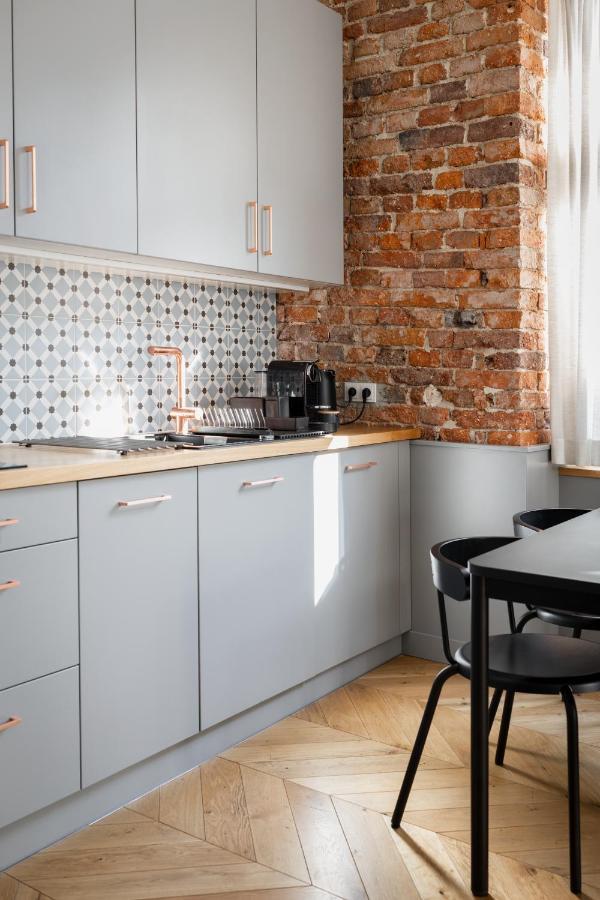 Central Apartamenty Jelenia Gora Dış mekan fotoğraf